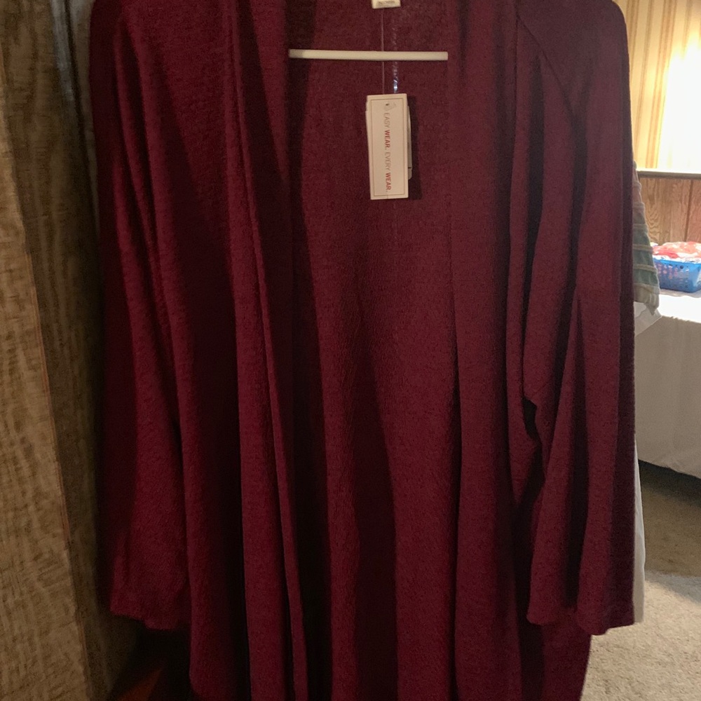 Maroon sweater